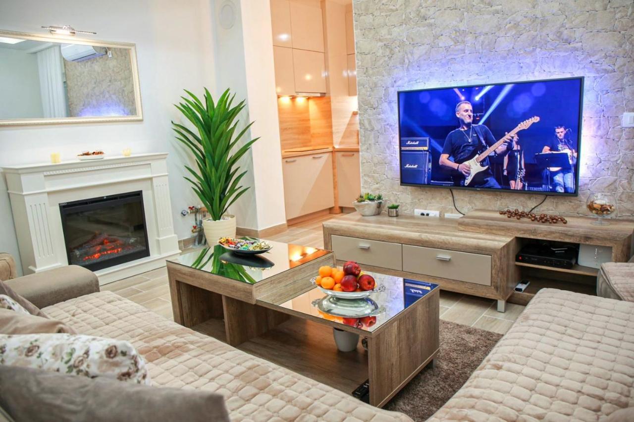 Lux Apartment As Zabljak  Bagian luar foto