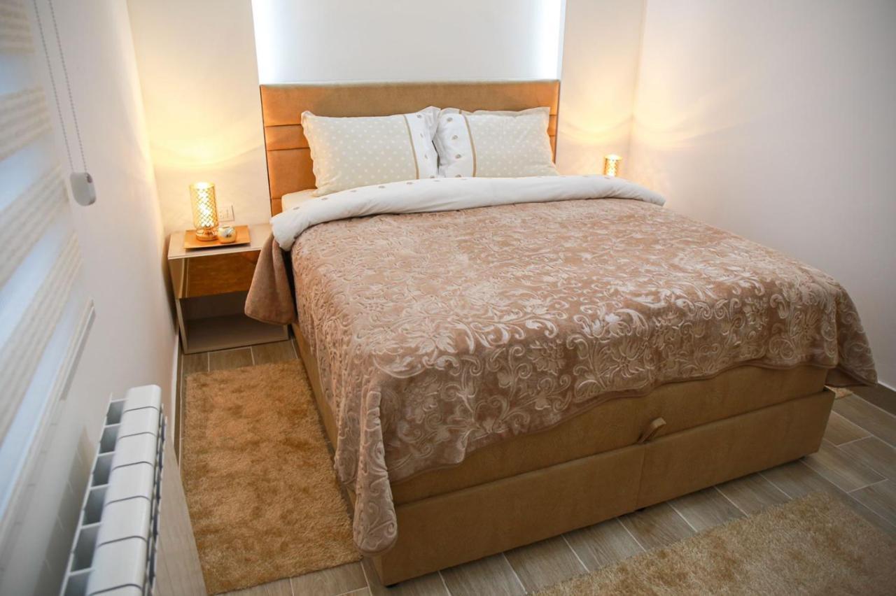 Lux Apartment As Zabljak  Bagian luar foto