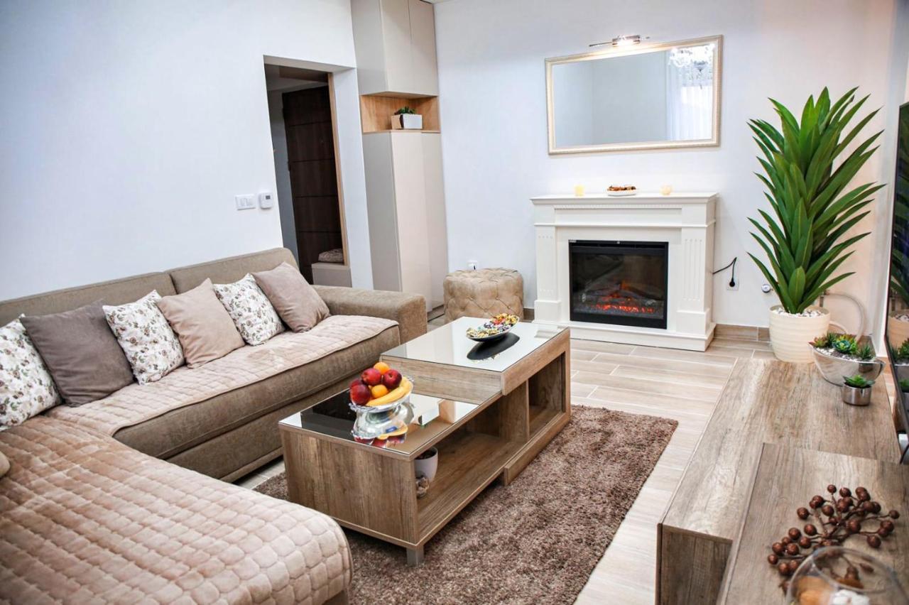 Lux Apartment As Zabljak  Bagian luar foto